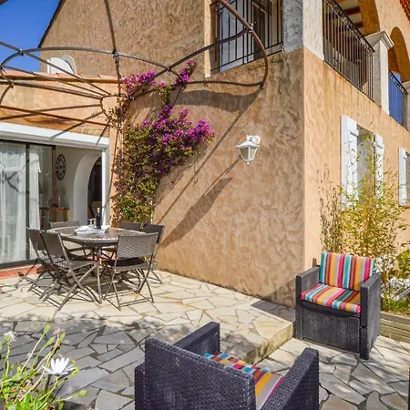 2 Bedroom Lovely In Сasa de vacaciones Monticello